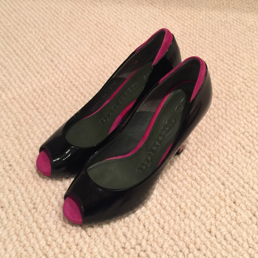 NWOT Patent Peep-toe Pumps w/ Platform 5